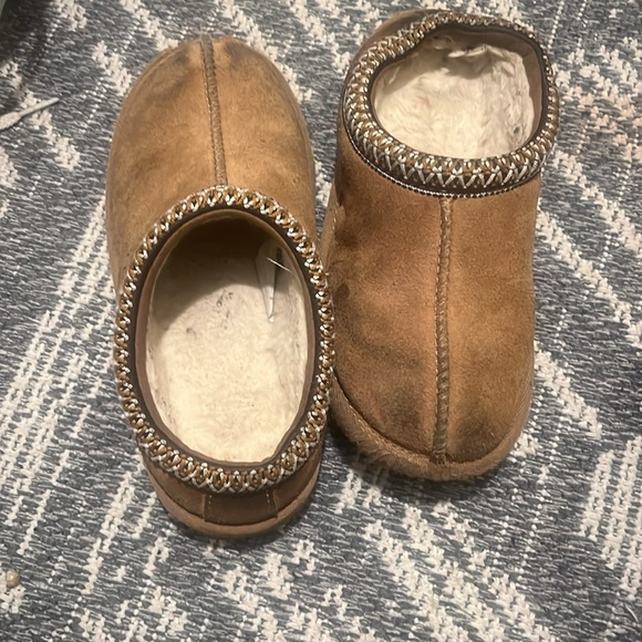 Kid Ugg slides - Picture 3 of 6